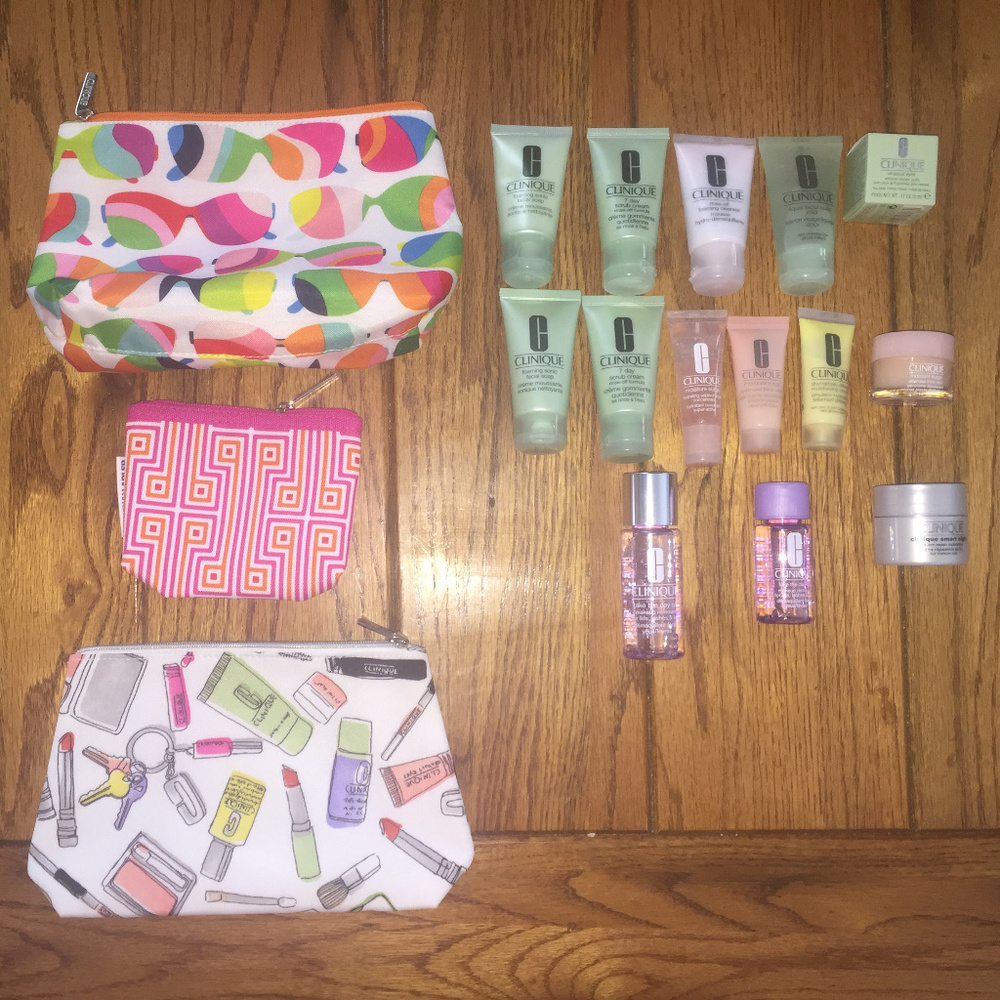 NEW! CLINIQUE 3 X COSMETIC BAGS + 17 PRODUCTS